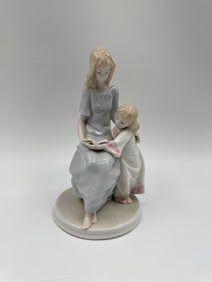Lladro Figurine: Mother Reading to Child