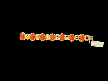 1960s 18K Yellow Gold Coral Bracelet