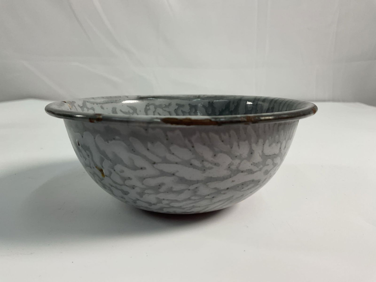 Graniteware sauce pan no cover - Box 15 (1 of 3)