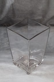 Simple & Classic Glass Vase