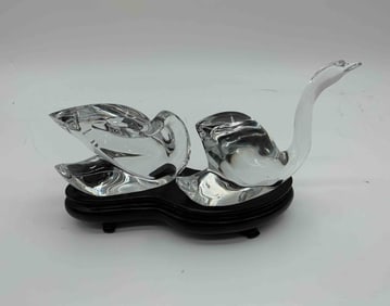 Baccarat Crystal Swan Pair on Wood Base