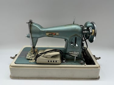 Morse Deluxe Precision Master Model Sewing Machine