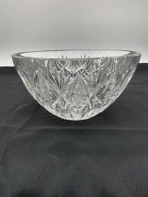 Cut Crystal Serving Bowl with Starburst Pattern