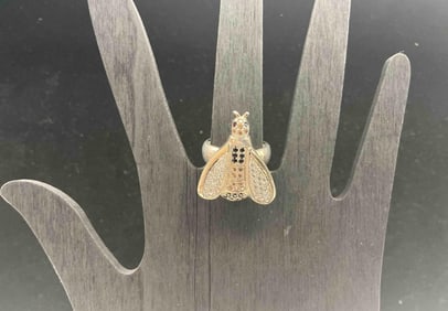 Sterling Silver 925 Bee Motif Ring with Crystal Accents – Size 8, 8.88g