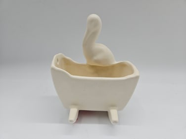 Ceramic Swan in Bathtub Planter