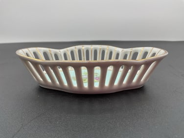 Schnarzenhammer Hand-Painted Reticulated Porcelain Dish