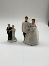 Vintage Bride and Groom Figurines – Set of Two