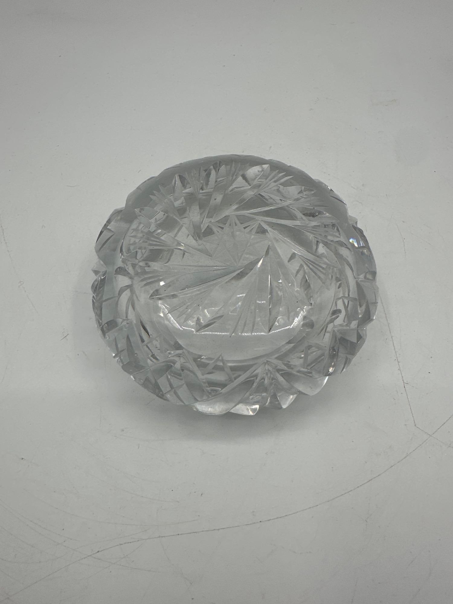 Cut Glass Crystal Bowl with Starburst Pattern (1 of 5)