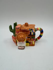 Cardinal Inc. Teapot Tee-Nee Teapots Souvenirs 1995