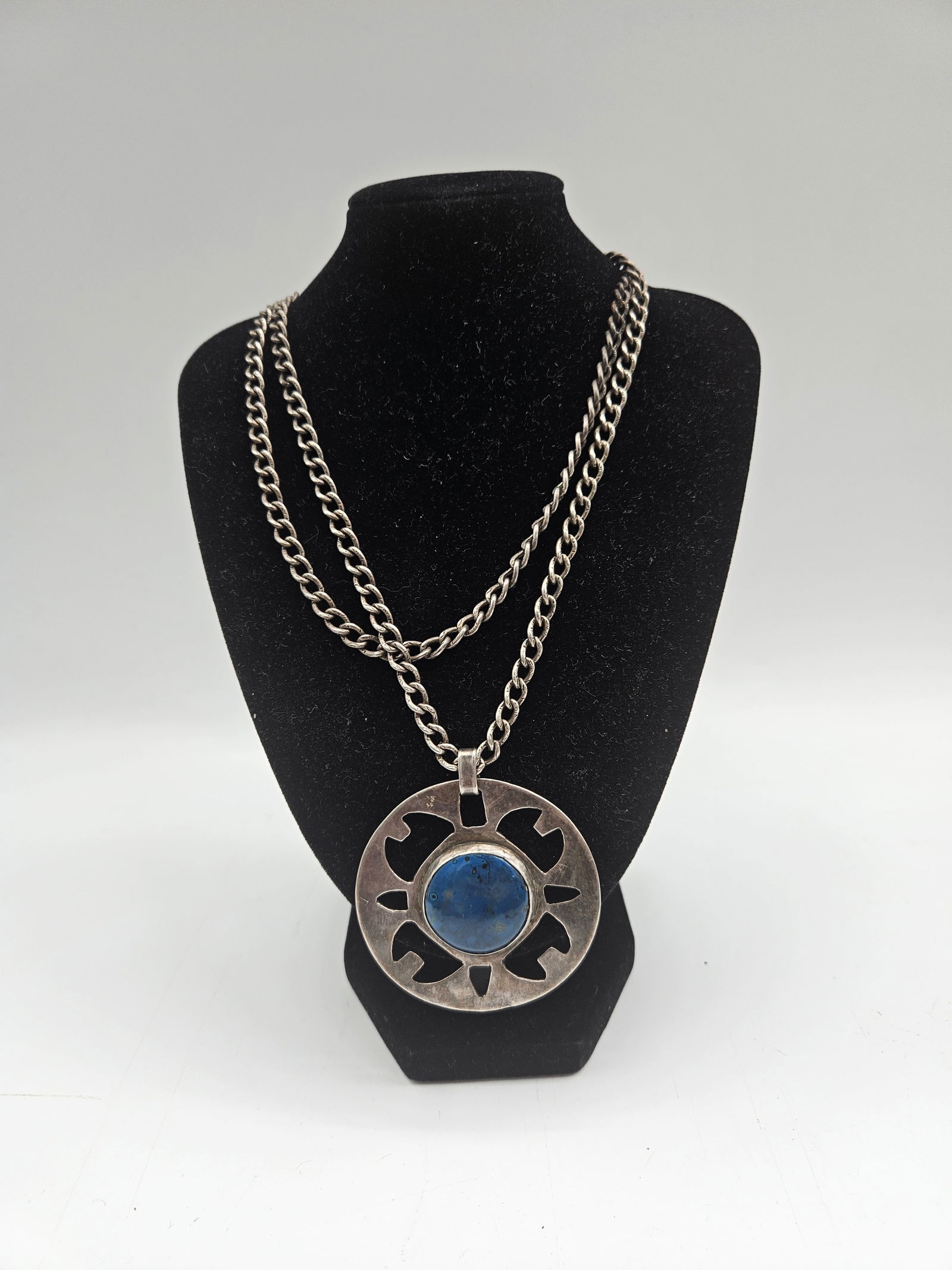 Sterling Silver & Lapis Lazuli Pendant Necklace (1 of 3)
