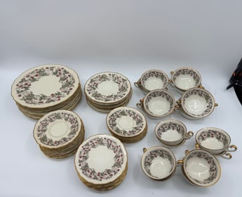 Royal York Fine China Red Raspberry Set (57 Pieces)