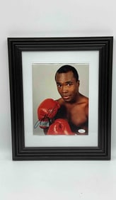 Sugar Ray Leonard Signed Boxing Photograph