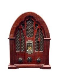 GE General Electric Cathedral-Style AM/FM Radio – Model 7-4100A, Vintage-Inspired Wood Cabinet