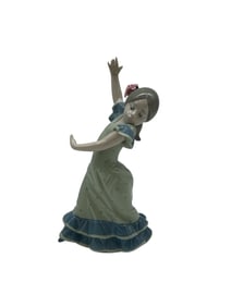 Lladro Lolita Flamenco Dancer Porcelain Figurine 5192