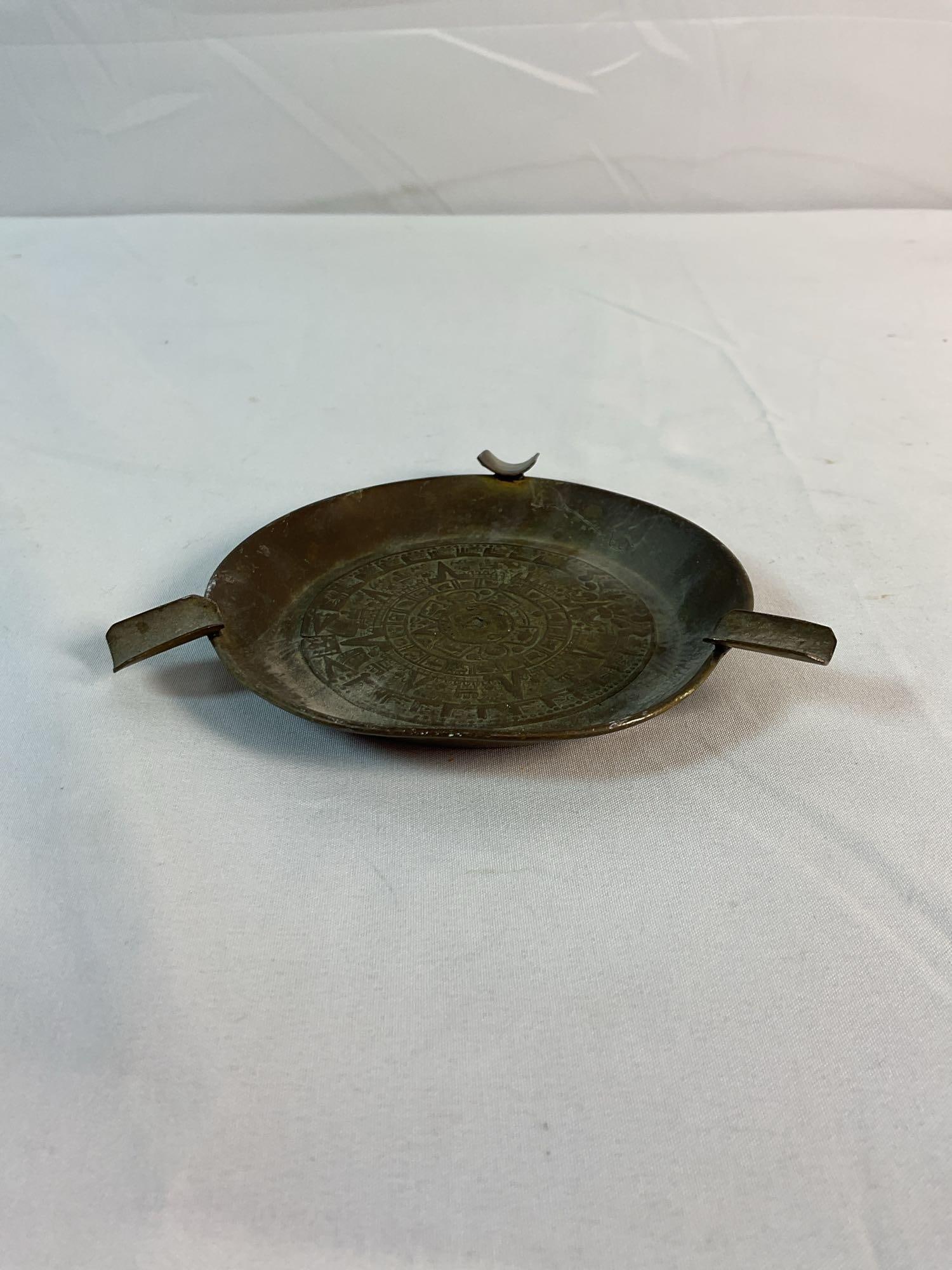Bronze Ashtray (1 of 3)