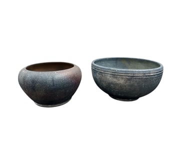 Pair of S. Riggs Signed Studio Pottery Bowls