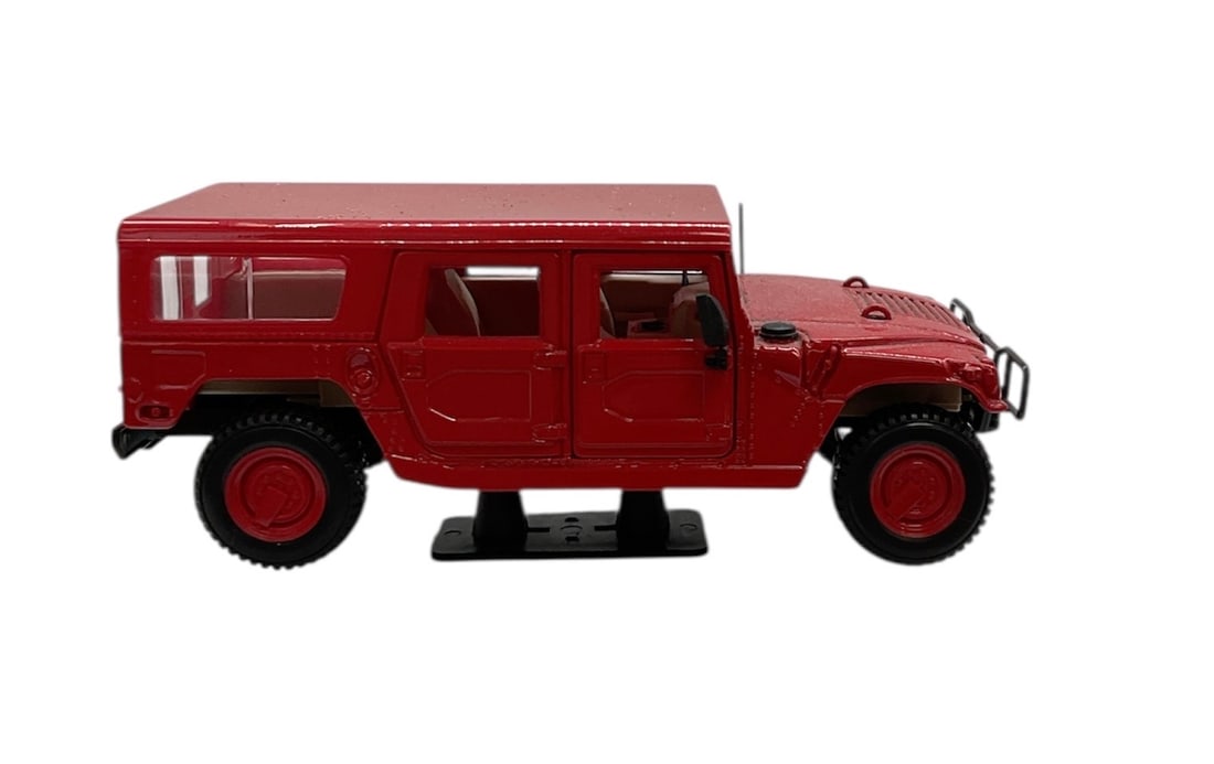 Maisto Die-Cast Model -Hummer H1 4-Door Wagon (1 of 5)