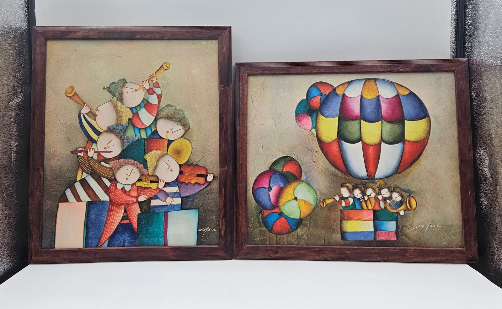 Joyful J. Roybal Original Oil Paintings: A Pair of Whimsical "Musicians" and "Hot Air Balloon": 26 22 22 26