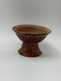 Pre-Columbian Nariño or Carchi culture pedestal bowl