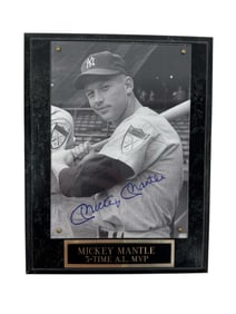 Mickey Mantle Signed New York Yankees Photograph with COA