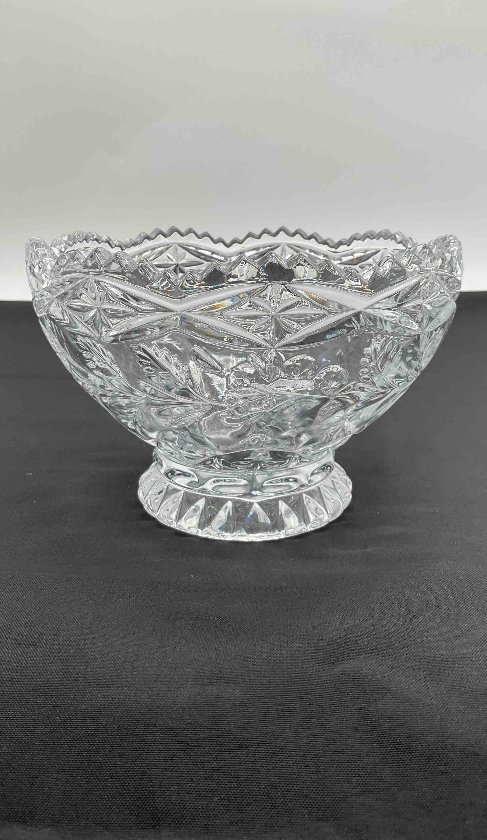 Pair of Pressed Glass Footed Bowls with Diamond and Star Pattern (1 of 4)