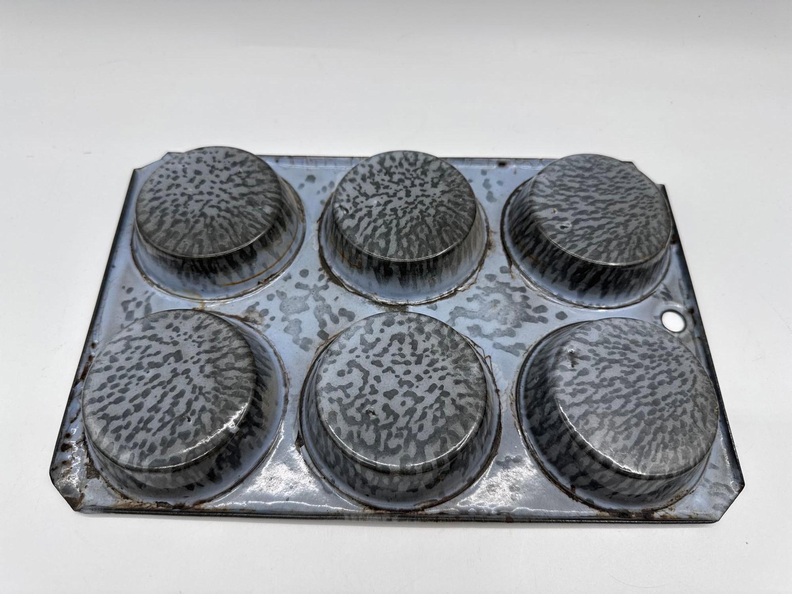Vintage Metal Muffin Baking Pan - 2