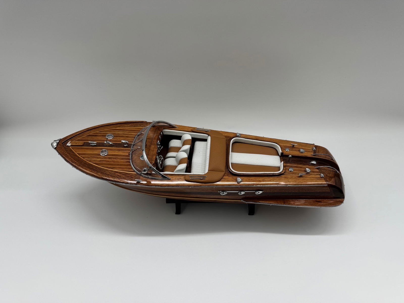 Vintage Wooden Chris-Craft Style Speedboat Model with Chrome Trim (1 of 7)