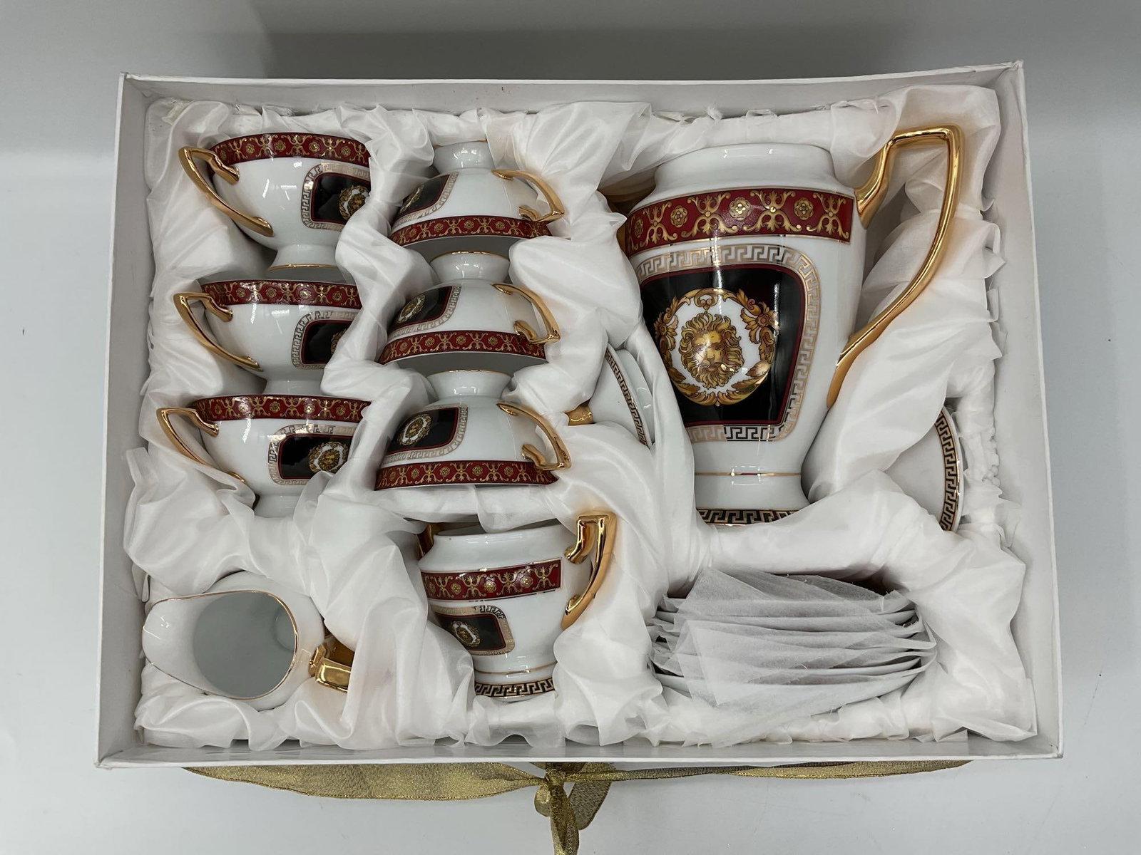 Versace, Limoges Tea Set (1 of 3)
