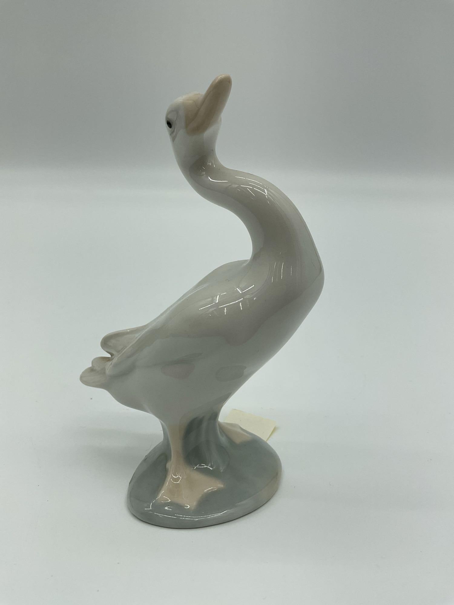 Lladro Porcelain Goose Figurine (1 of 3)