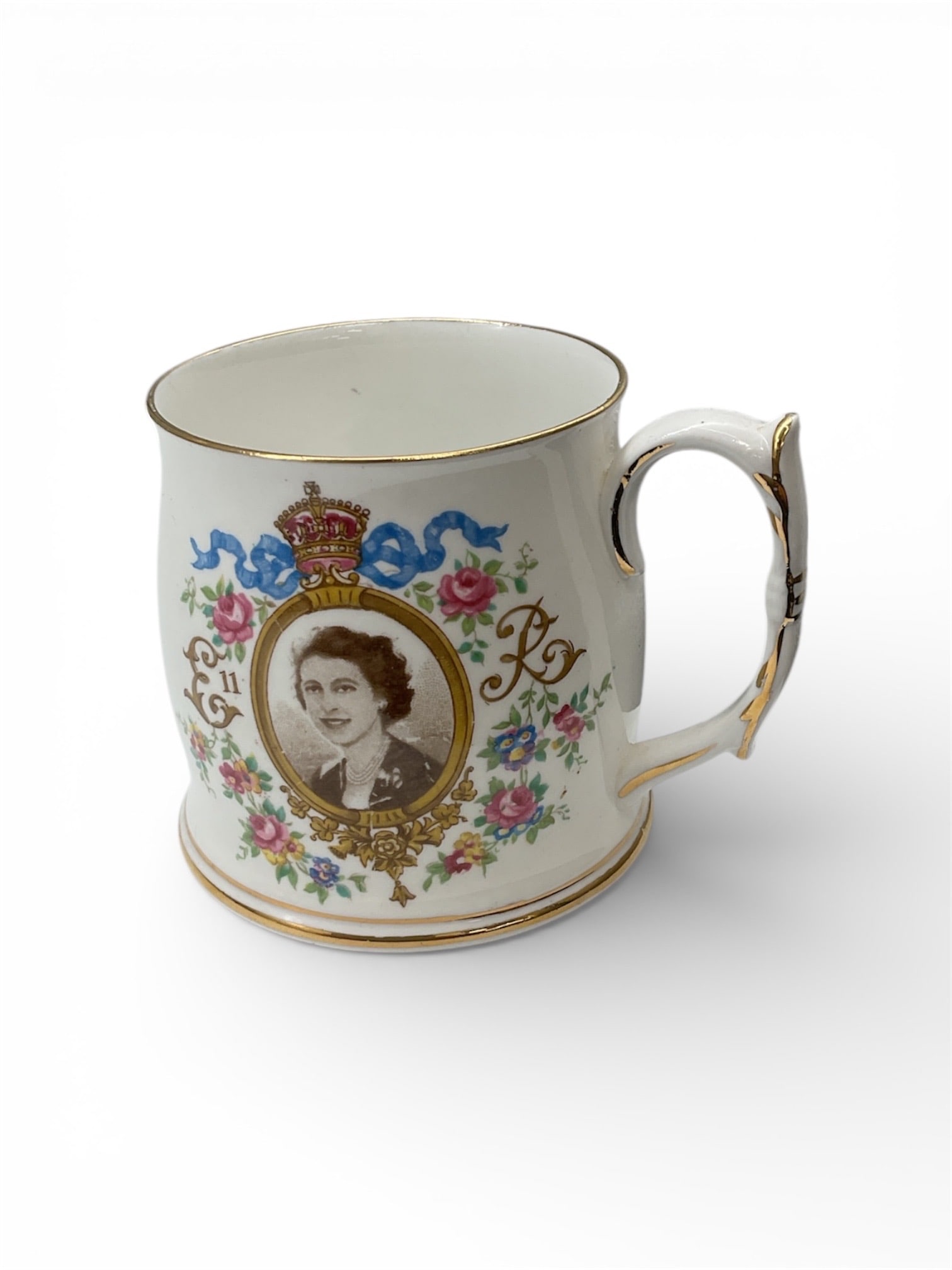 Royal Albert Bone China Coronation Mug with Queen Elizabeth II Portrait (1 of 3)