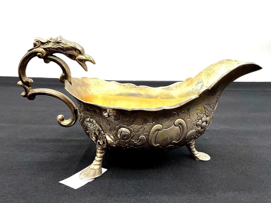 Antique English Silver plated Gravy Boat (1 of 4)