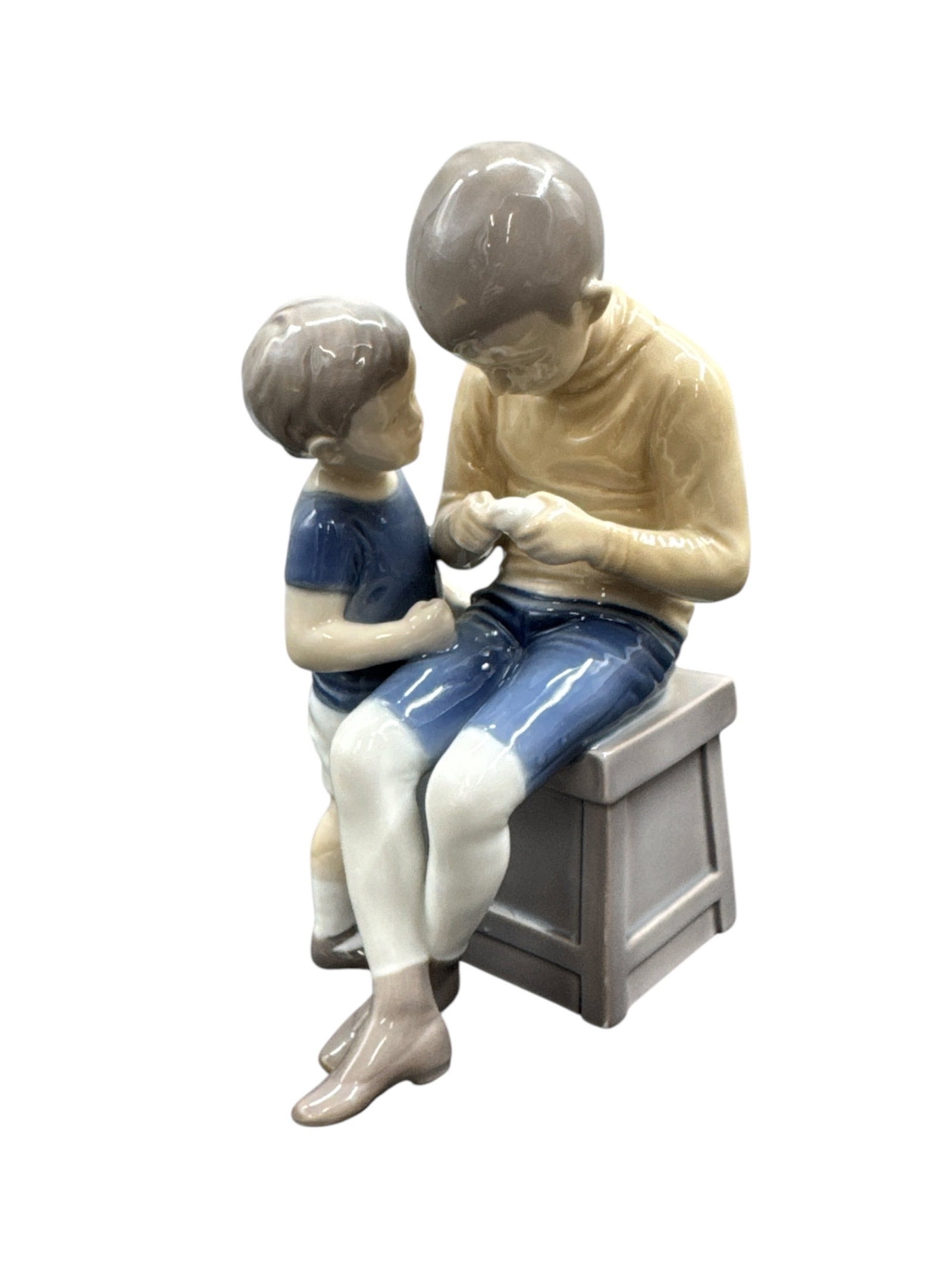 Bing & Grøndahl Porcelain Figurine Tom & Willy Brother Tom and Willy (1 of 4)