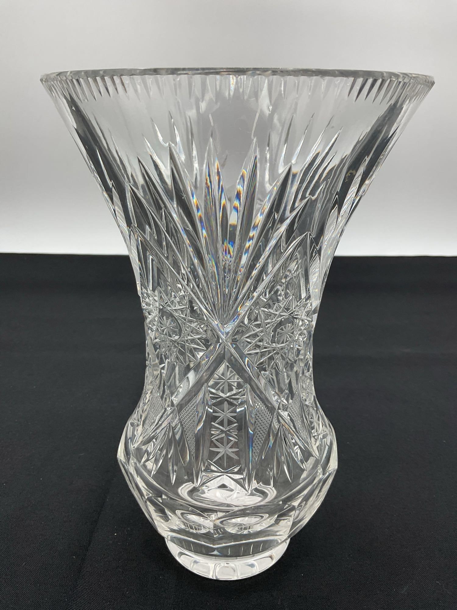 Small Cut Crystal Vase with Fan and Star Design (1 of 3)