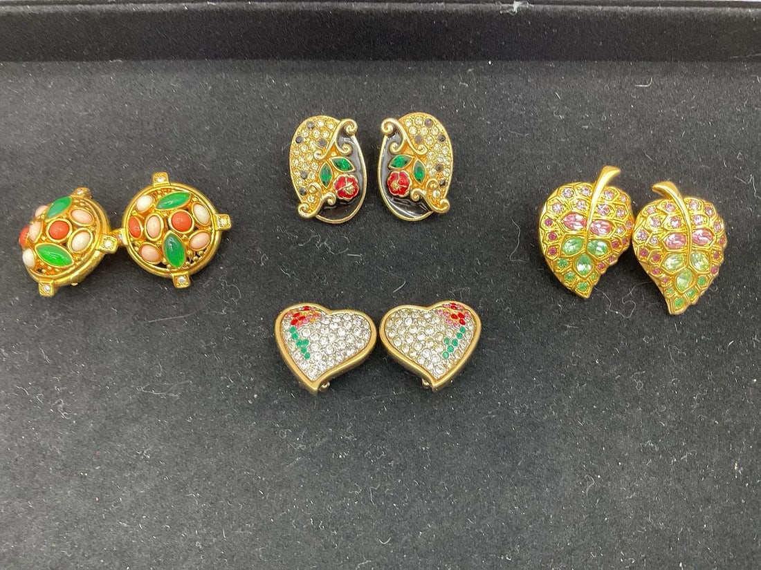 Assorted Vintage Clip On Earrings Lot (1 of 4)