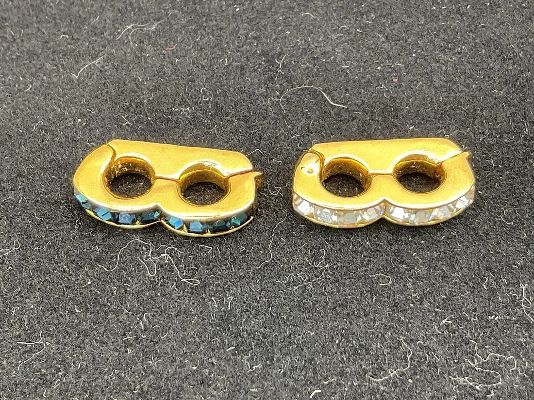 Vintage Jewelry clasp: Vintage jewelry clasp 