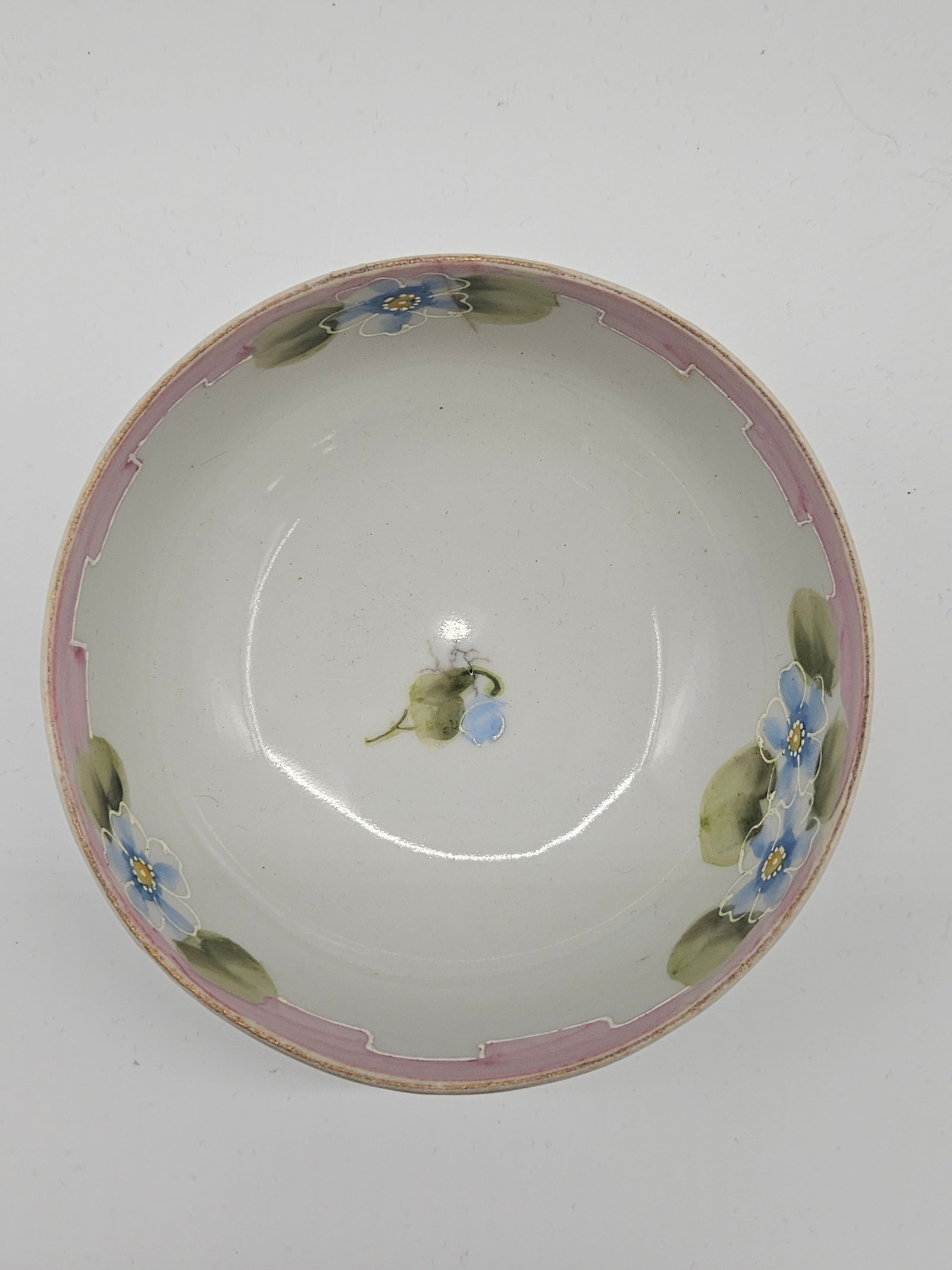 Vintage Japanese Porcelain Bowl with Floral Design (1 of 4)