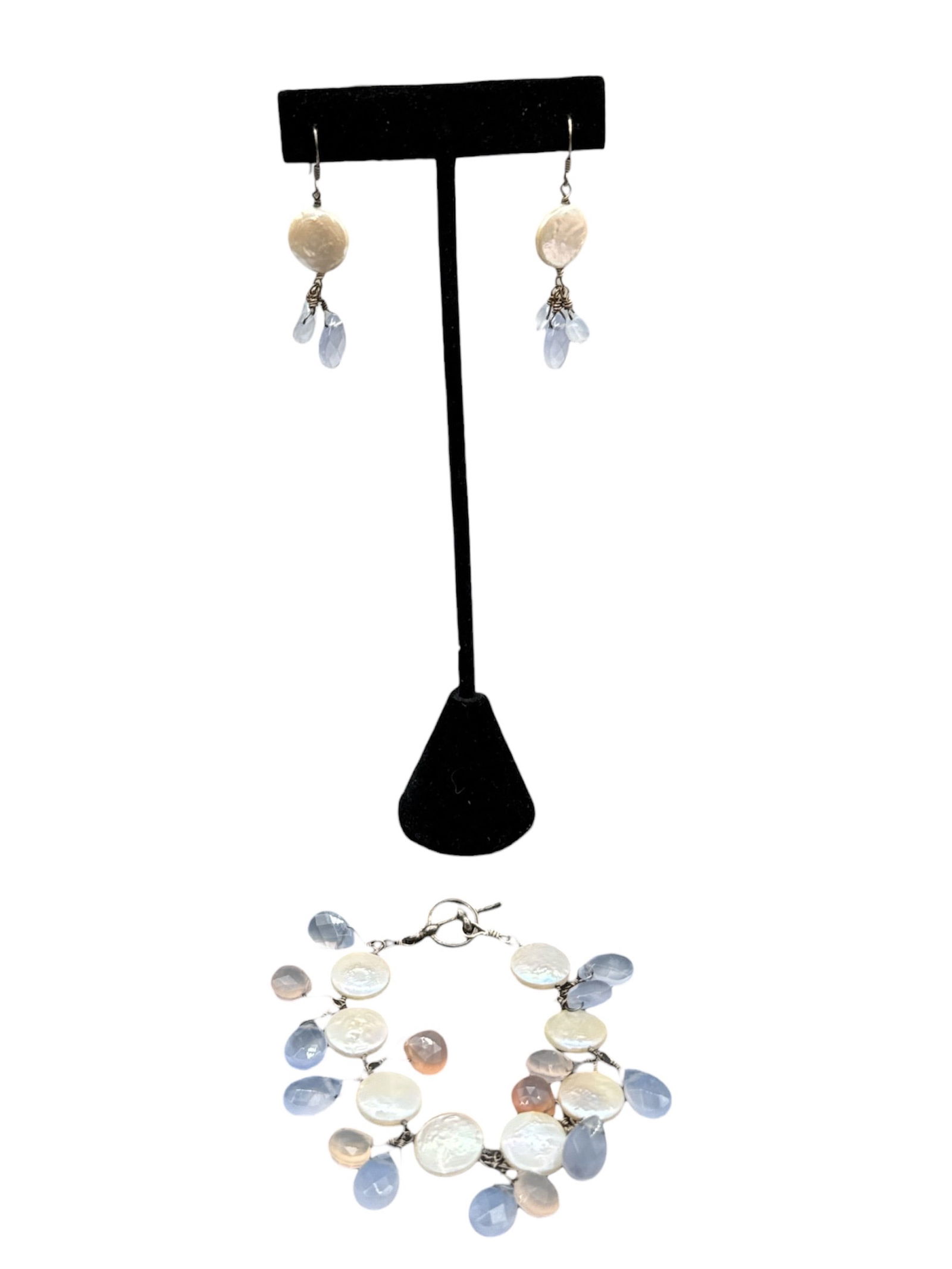 Earrings and Bracelet Set Pearl and Silver (1 of 2)