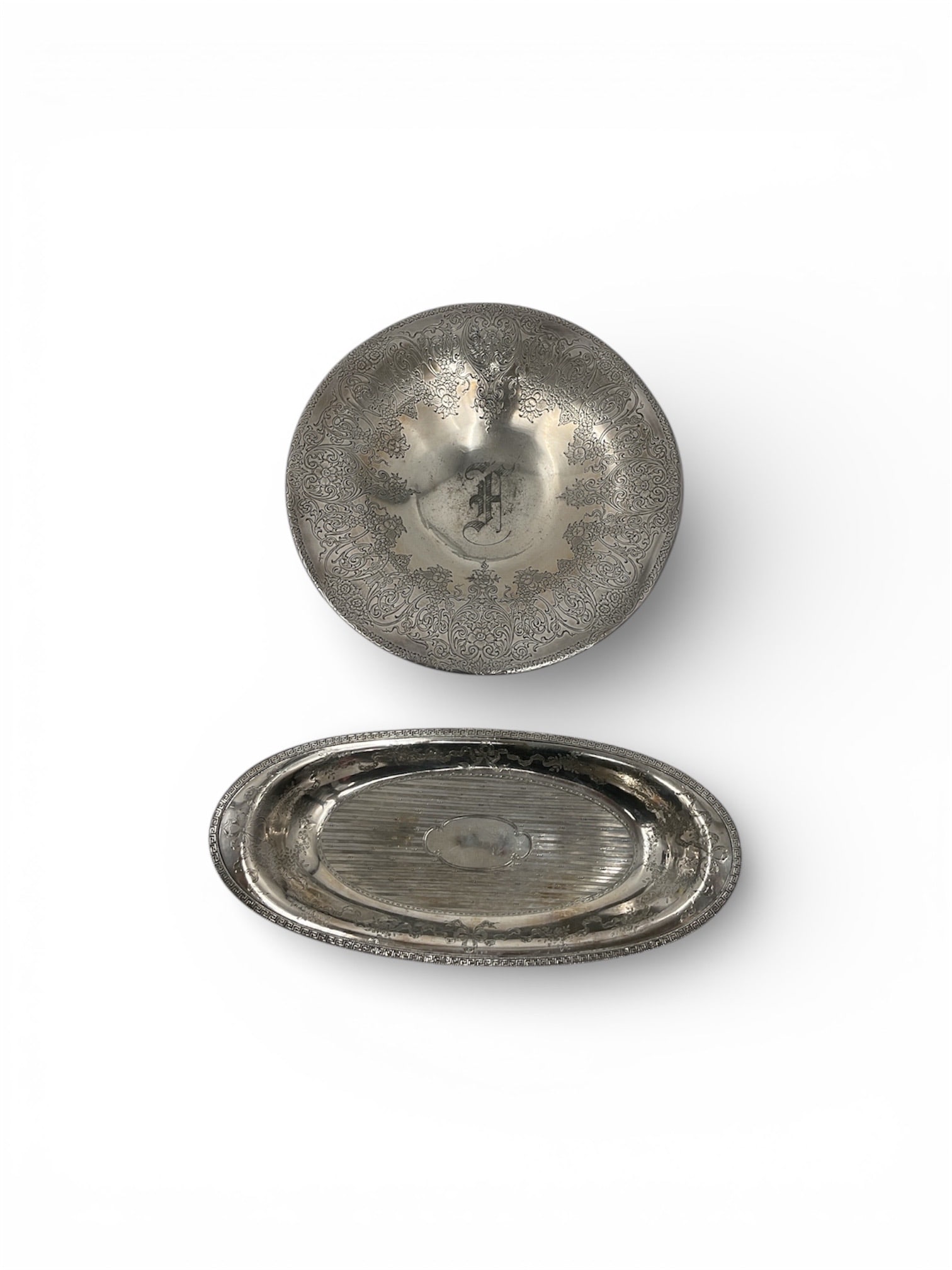 Two Silver Plate Serving Dishes with Hammered Decoration (1 of 3)