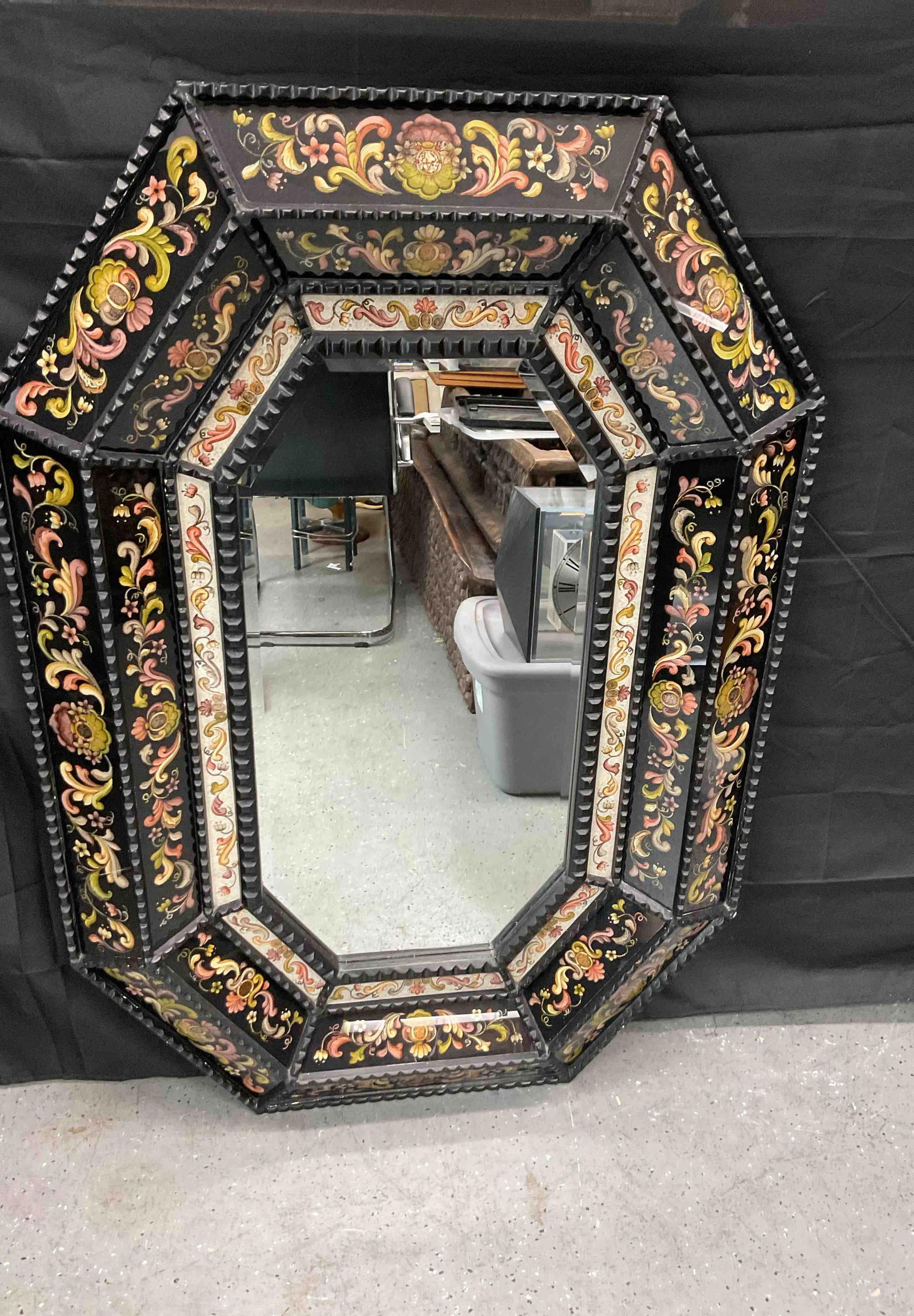 Octagonal Venetian Style Mirror with Floral Decoration (1 of 4)