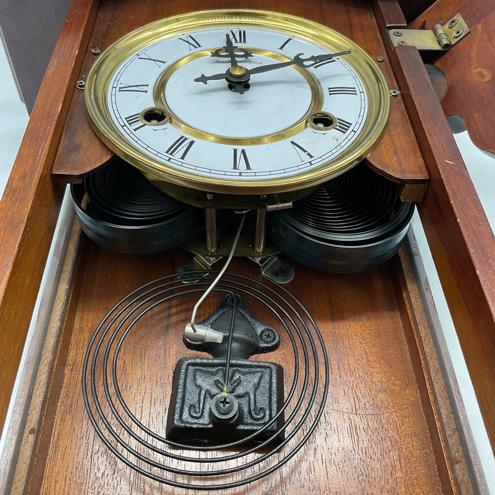 Antique Wall Clock with Key and Internal Components - 4
