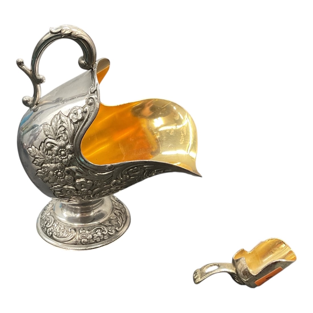 Leonard Silver Plate Serving Pieces (1 of 2)