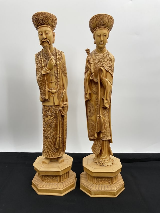 Pair of Resin Chinese Emperor & Empress Figures (1 of 4)