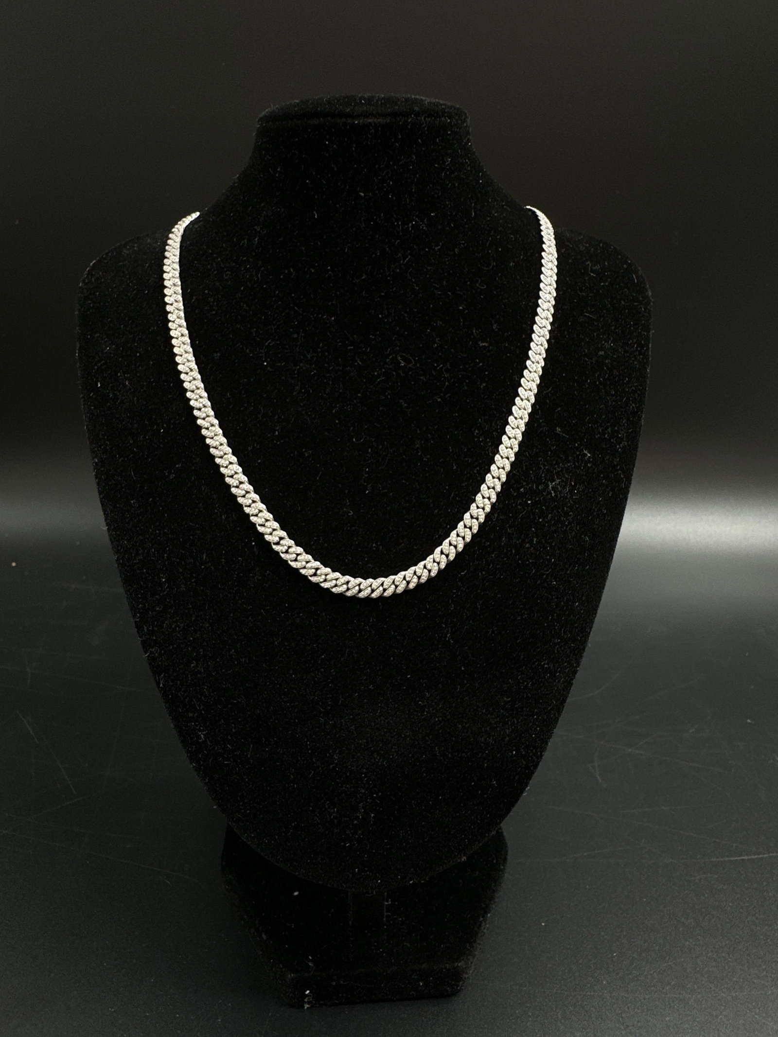 18kt Diamond Cuban Link Chain (1 of 4)