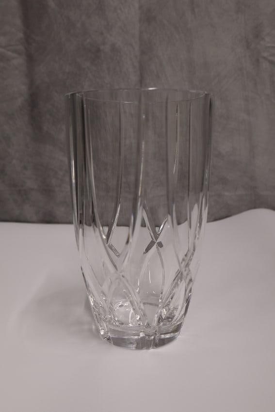 Timeless Glass Vase (1 of 3)