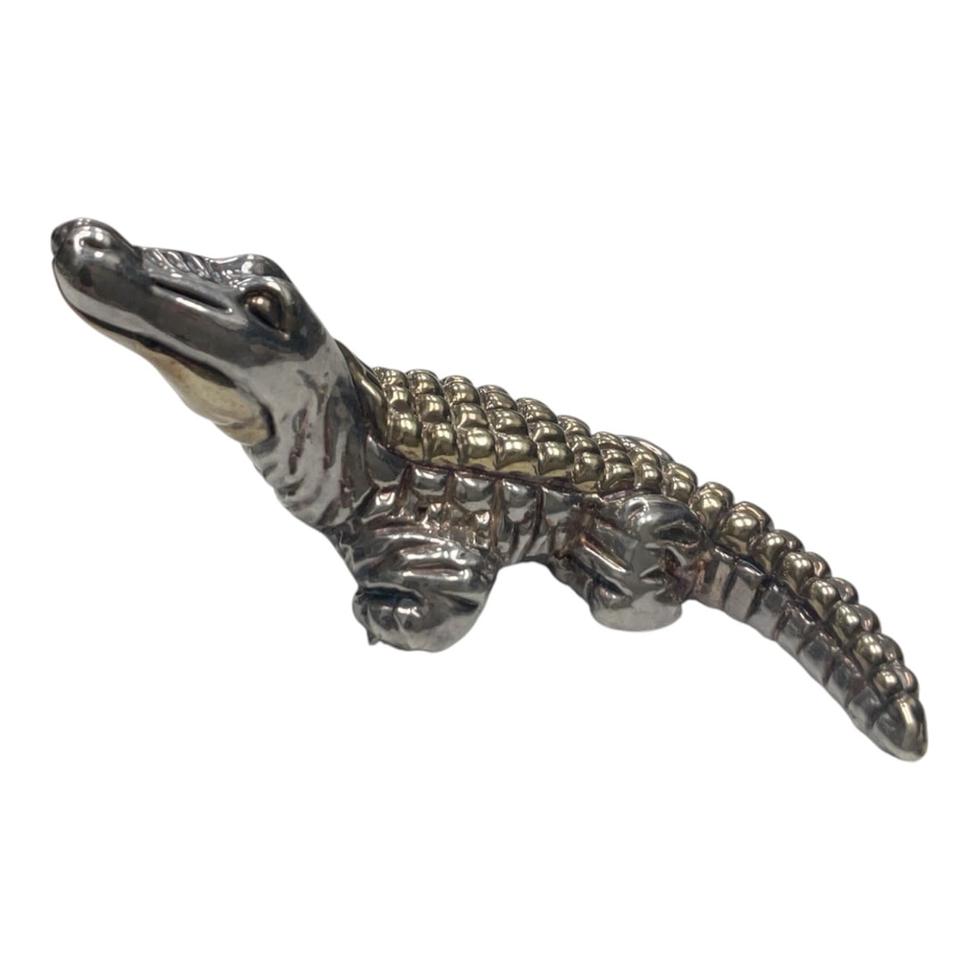 Sterling Silver Two-Tone Alligator Brooch/Pin: A detailed and whimsical sterlin