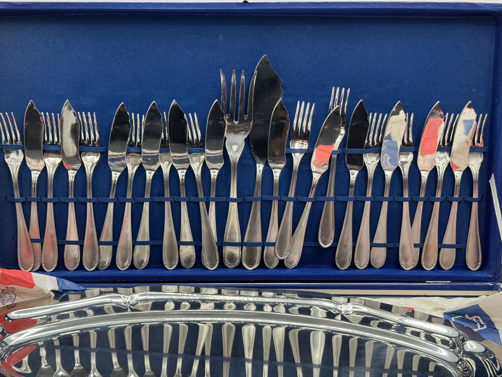 Silverplate Flatware Set in Presentation Case with Serving Tray - 3