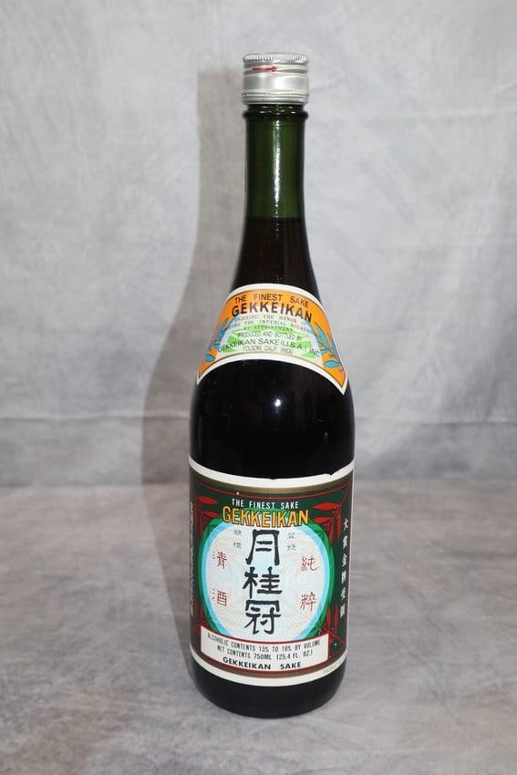 Gekkeikan sake: Gekkeikan the finest sake 750ml