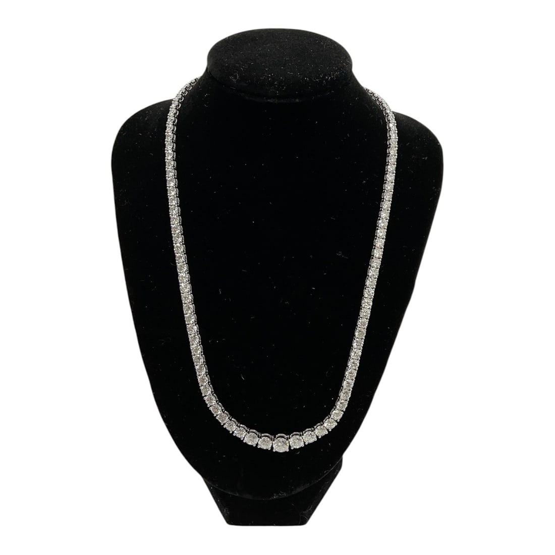 14K White Gold Diamond Tennis Necklace with AIGL Appraisal: A classic and elegant diamond tennis necklace crafted in 14K white gold, featuring a continuous line of round brilliant cut diamonds. The necklace offers exceptional sparkle and timeless appeal, makin