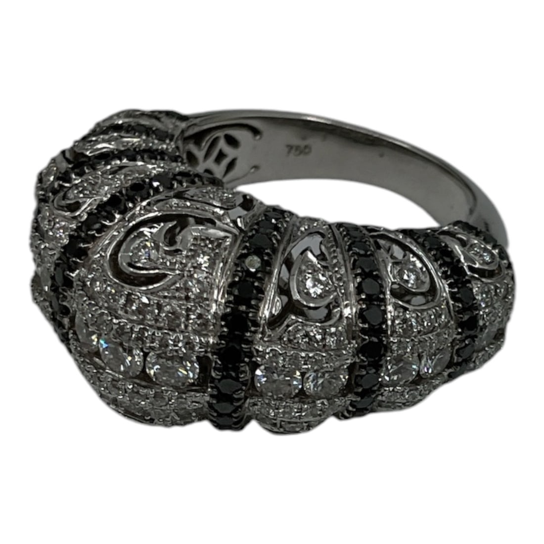 Black and White Diamond Ring - 2