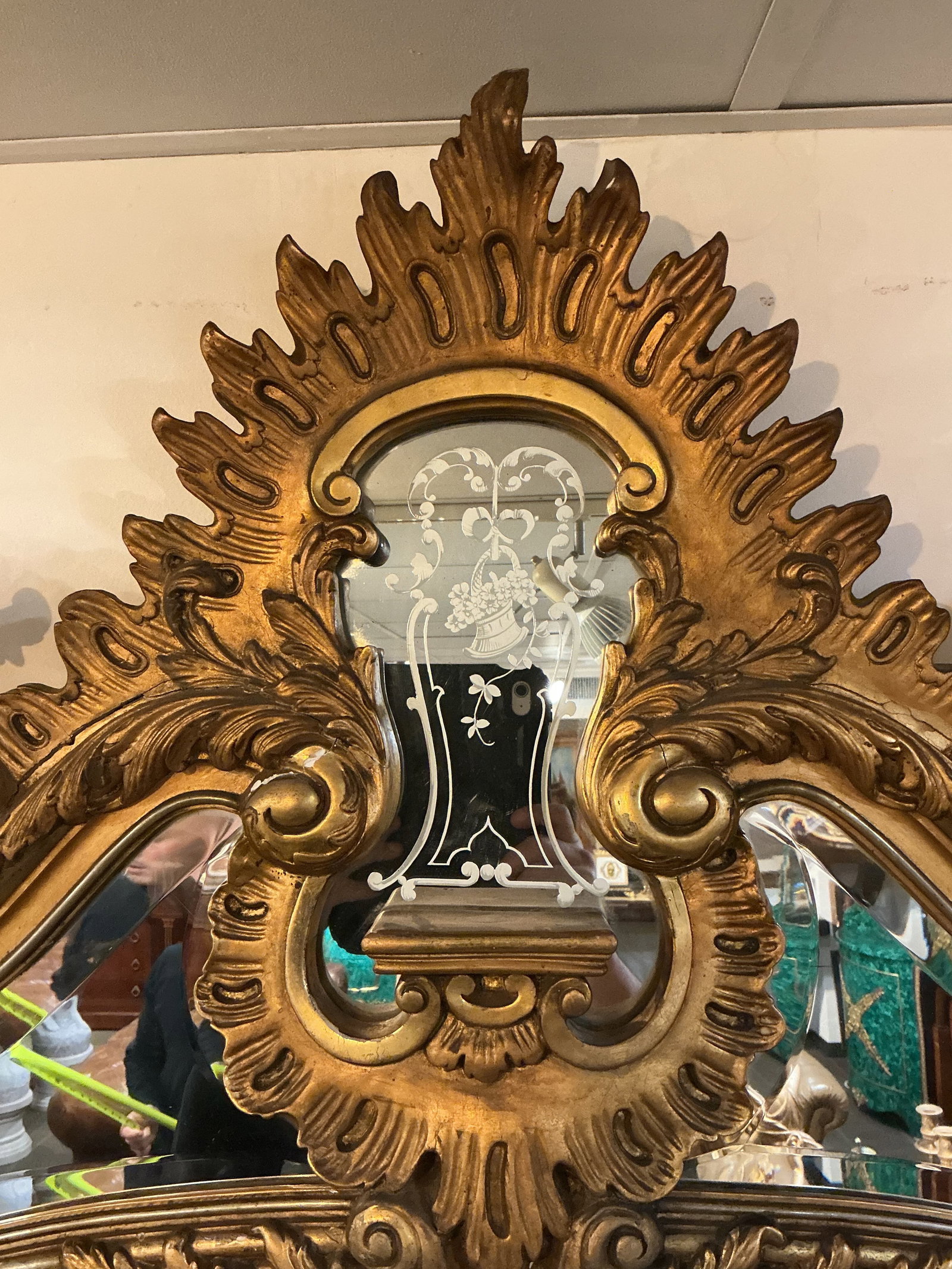 FR301 - Large Gilt Wood Rectangular Mirror - 8